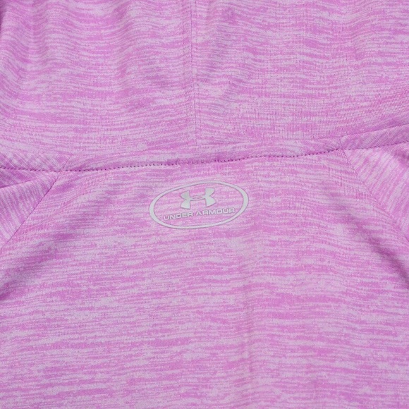 NWOT Women’s Under Armour UA Tech Hood Henley - Picture 7 of 8